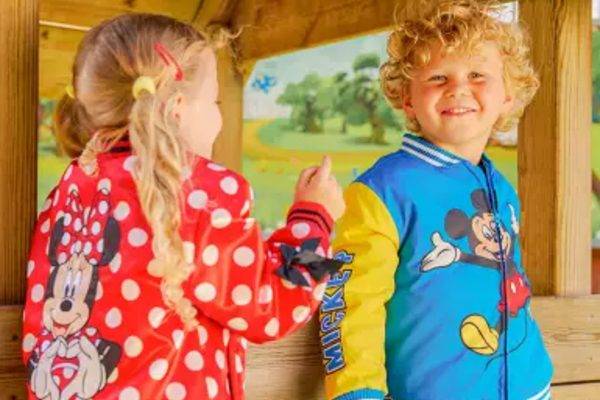 Disney 官网迪士尼系列背包、文具等低至7折，满$130送乐高