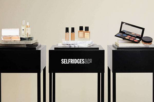 Selfridges现有年终大促精选美妆护肤低至3折促销，上架新年限定系列