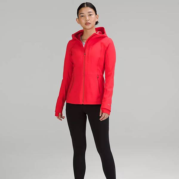 Lululemon Cross Chill 官网防水面料夹克 2色现75折$149